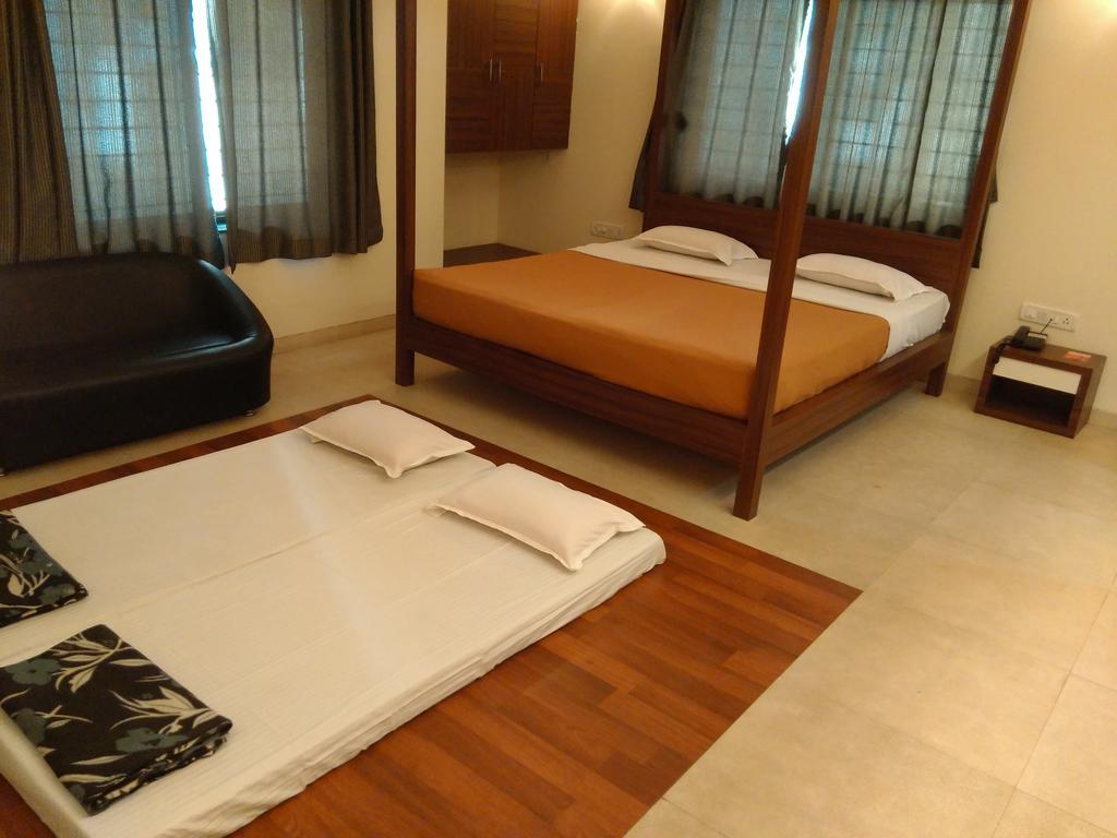 Hotel Darshan Executive Аурангабад Екстериор снимка