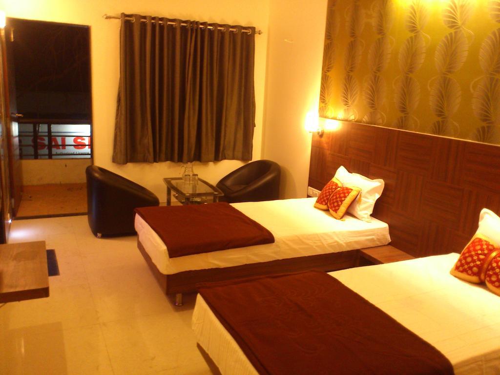 Hotel Darshan Executive Аурангабад Стая снимка