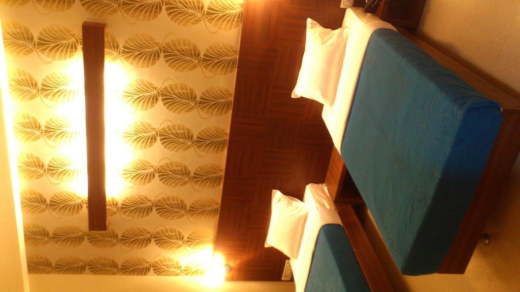 Hotel Darshan Executive Аурангабад Екстериор снимка